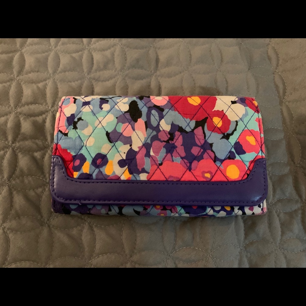 Vera Bradley tri-fold wallet